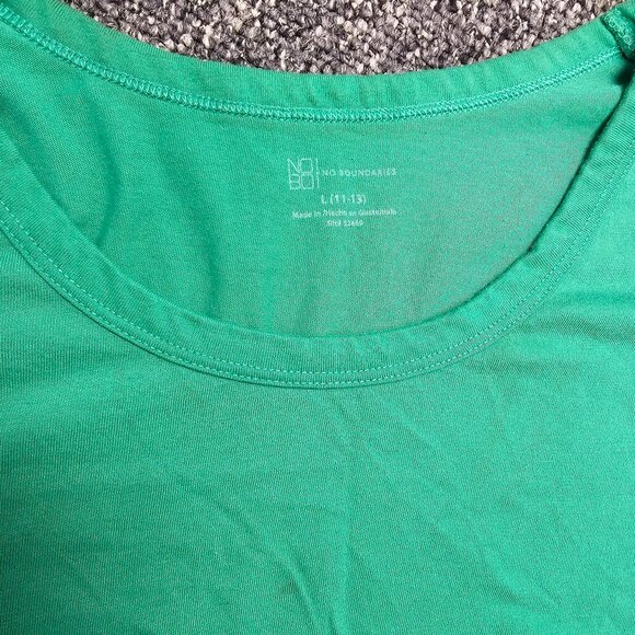 BOGO🎀BUNDLE OF 2 tops- Sz Large - Picture 2 of 6